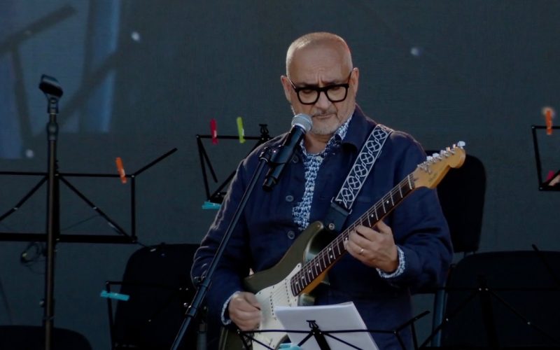 Francis Coletta photo solo